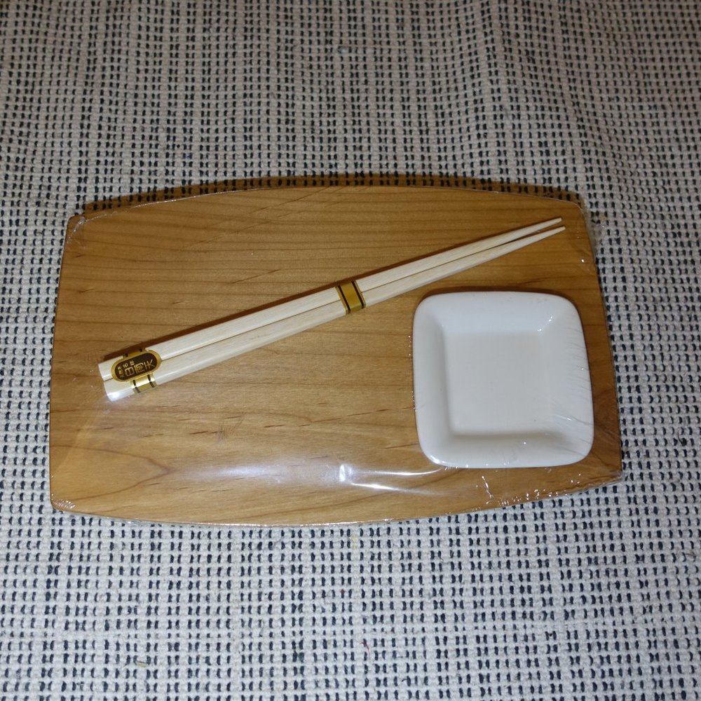 out of woods of oregon sushi board+chopstiks NEW